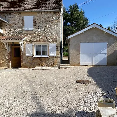 La Maison De Jeanne Holiday home *